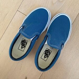 NWOT Vans Classic Slip-On Little Kids Sneakers